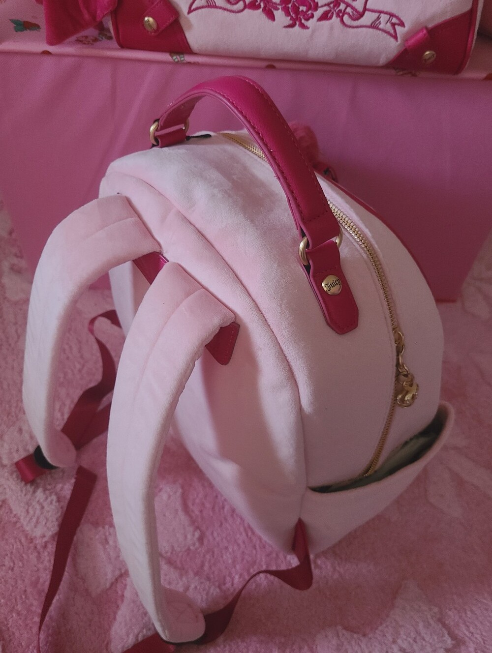Juicy Couture Backpack 💗 - Picture 4 of 8